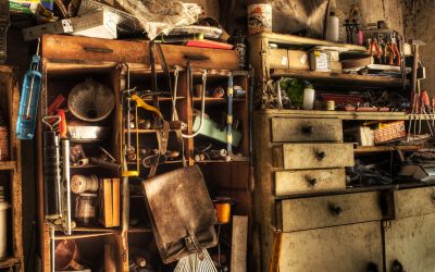 What’s The Difference Between Hoarding and Collecting?